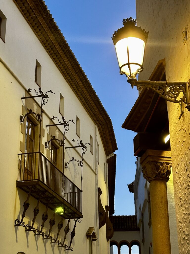 A Sitges Summer Stroll: Quiet Evenings and Familiar Streets